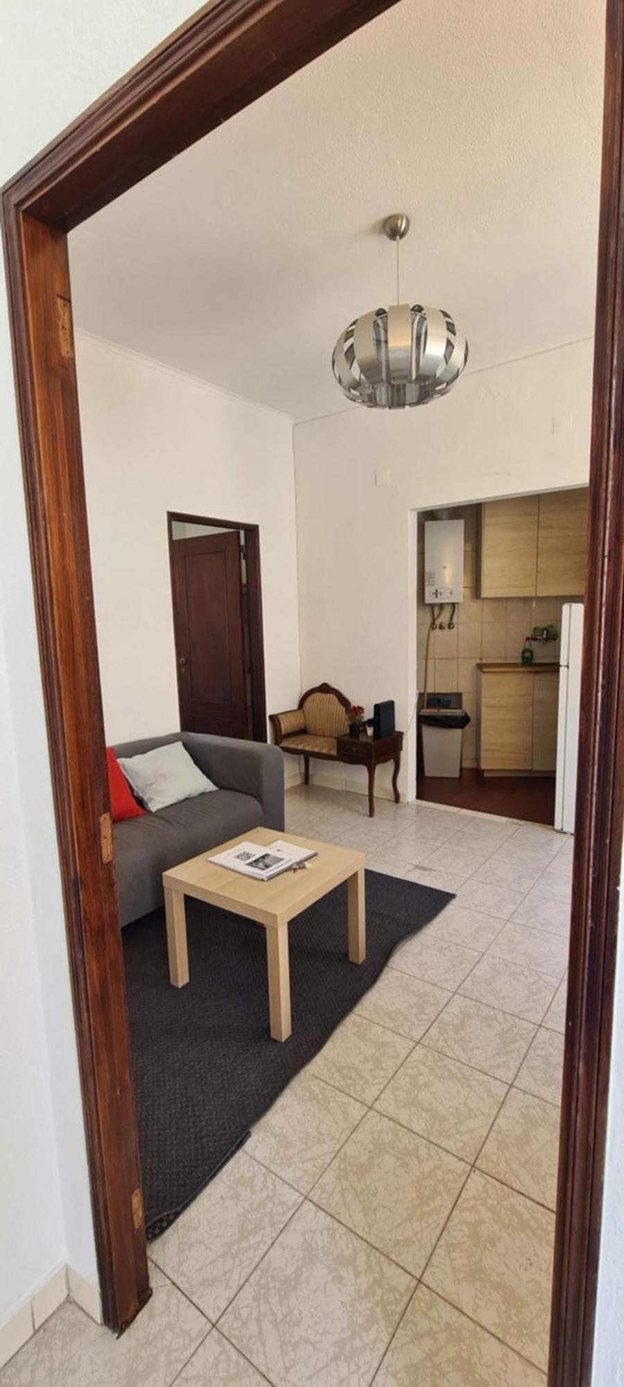 2 Bedroom Apartment For 4 People With Free Public Parking Лиссабон Экстерьер фото